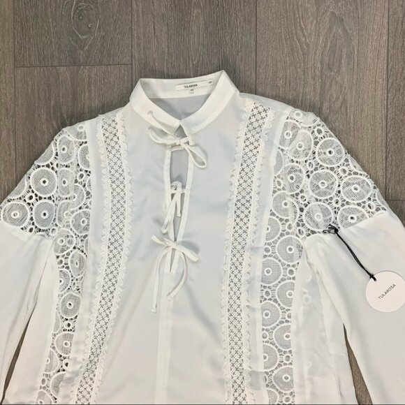Tularosa Revolve Farrah Blouse Long Flare Sleeve  Crochet Lace Ivory Size Small - Picture 8 of 15